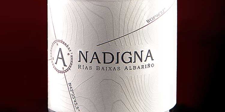 a-nadigna-botella